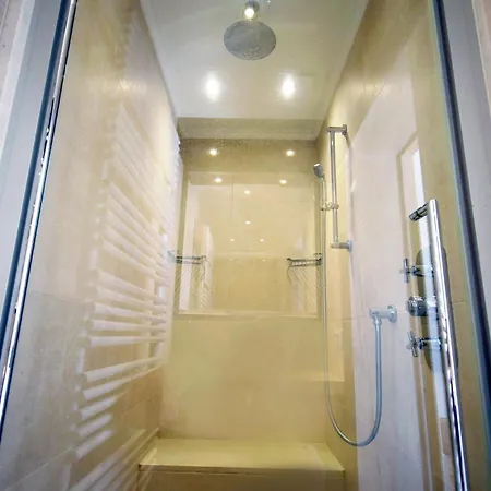 Bacchus Ramatuelle, Piscine, 800m! *