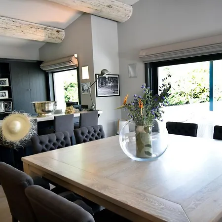 Bacchus Ramatuelle, Piscine, 800m! Villa