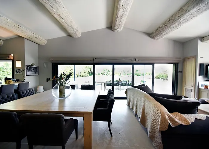 Bacchus Ramatuelle, Piscine, 800m! Villa