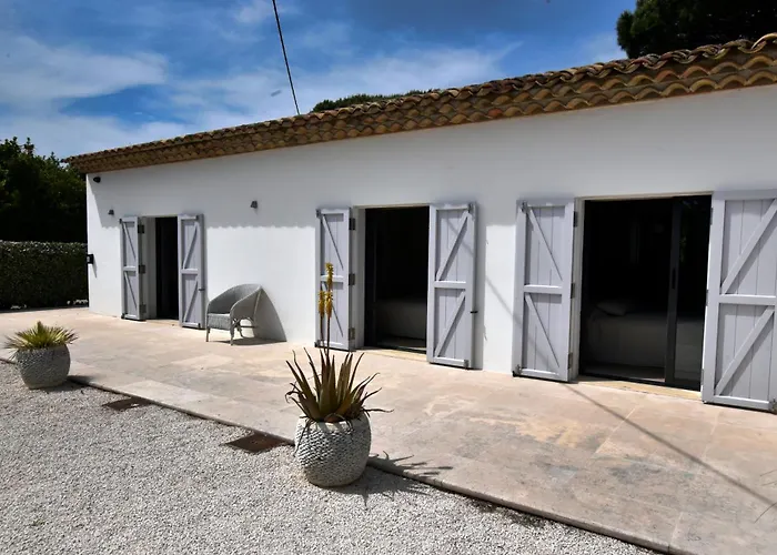 Bacchus Ramatuelle, Piscine, 800m! Villa